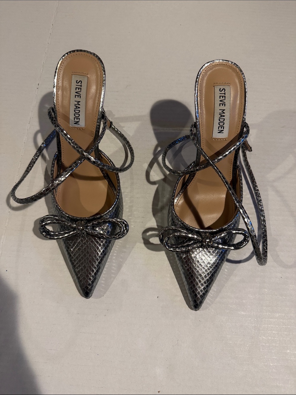 Steve Madden Metallic Silver Snakeskin Pointed Toe Bow Strappy Heels